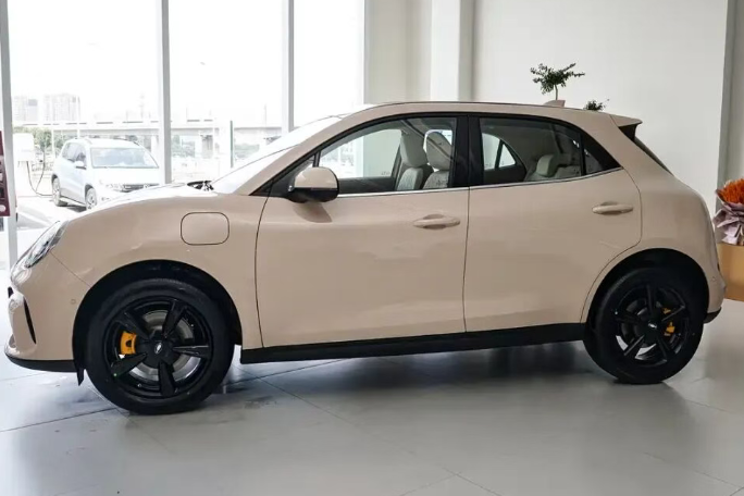 6-10万纯电小车，好开好停颜值高，这不得给媳妇来一辆？